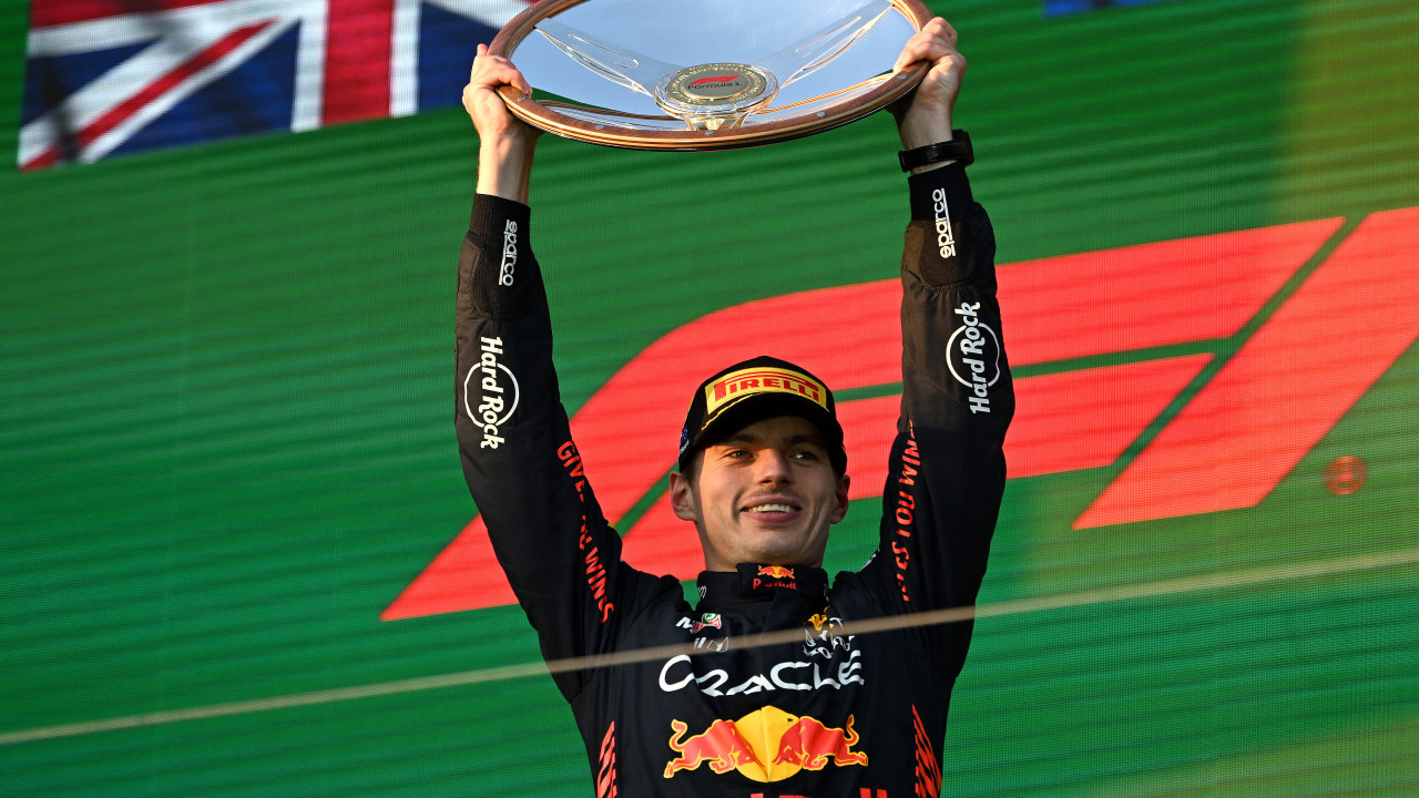 Verstappen vence o GP do Japão com tranquilidade e Red Bull conquista sua 31ª dobradinha na F-1